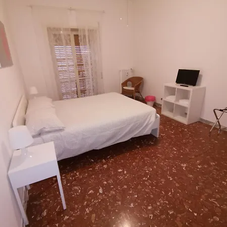 Vatican House Monti Di Creta Roma